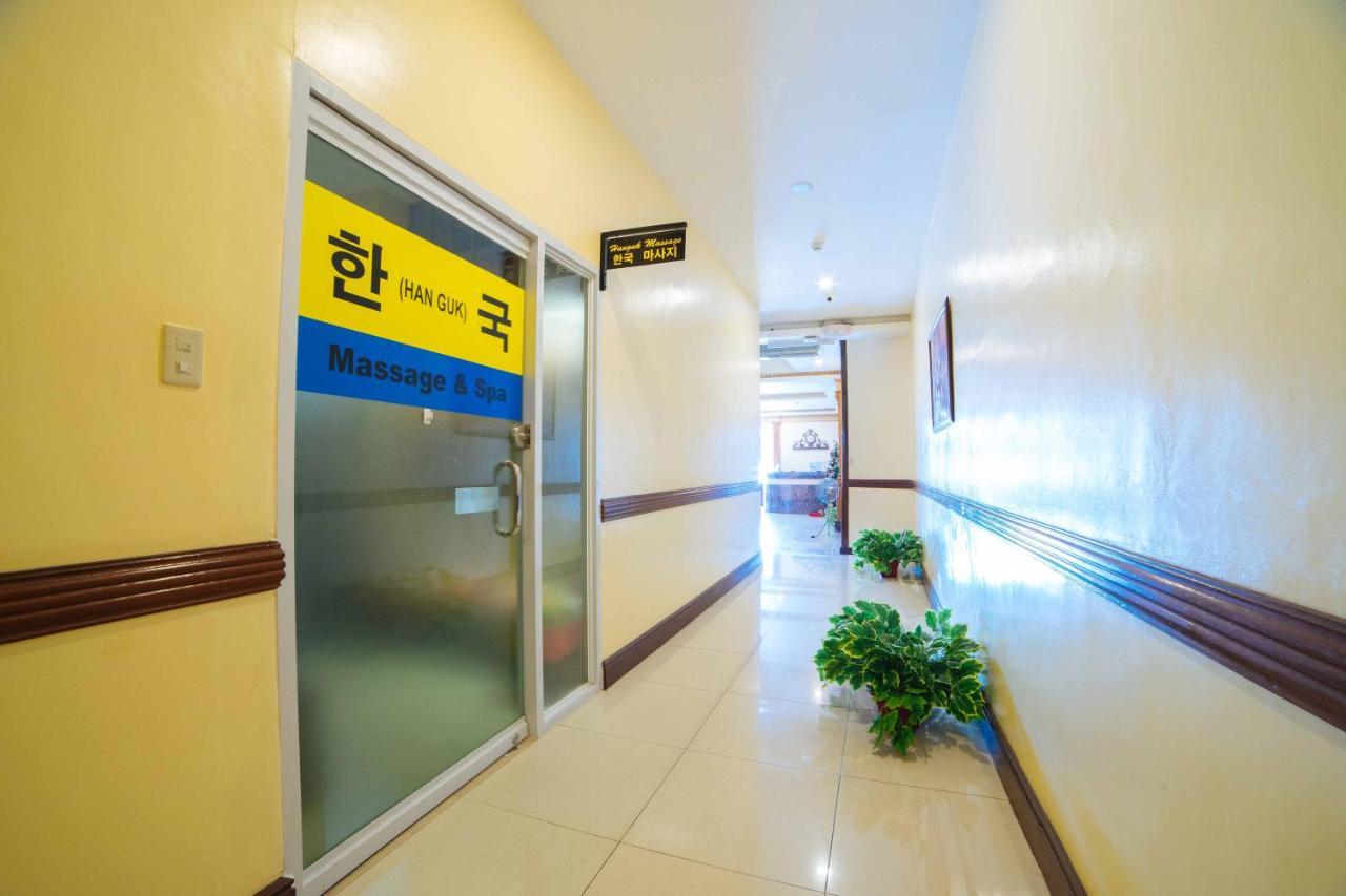 Reddoorz Premium @ Korea Town Angeles City Exteriör bild